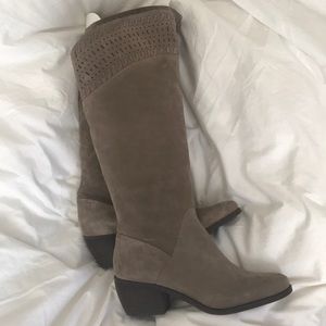 Lucky Brand boots Kaeliya style